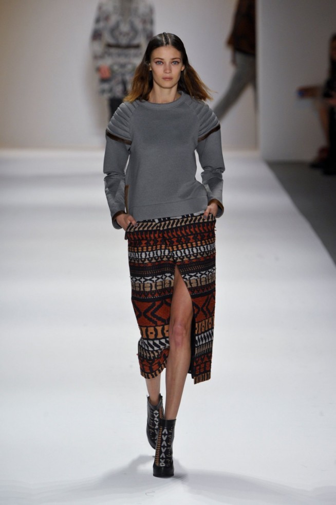 desfile-custo-barcelona-ny-inv2014-40