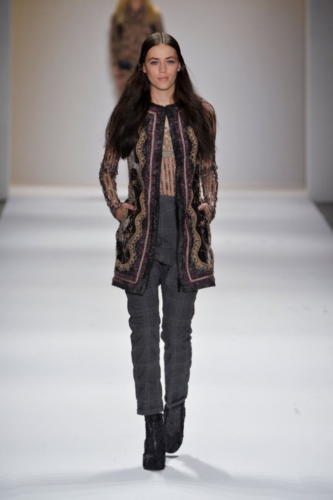 desfile-custo-barcelona-ny-inv2014-45