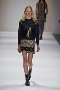 desfile-custo-barcelona-ny-inv2014-47