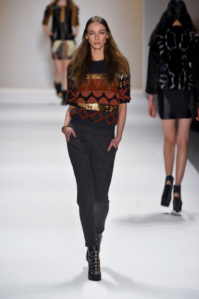 desfile-custo-barcelona-ny-inv2014-50