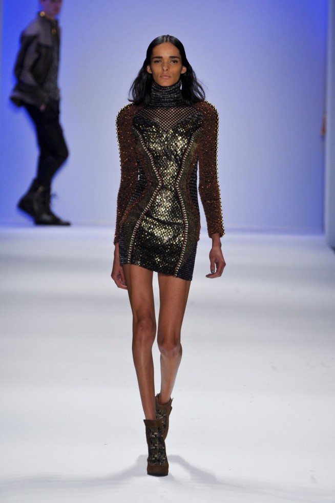 desfile-custo-barcelona-ny-inv2014-65