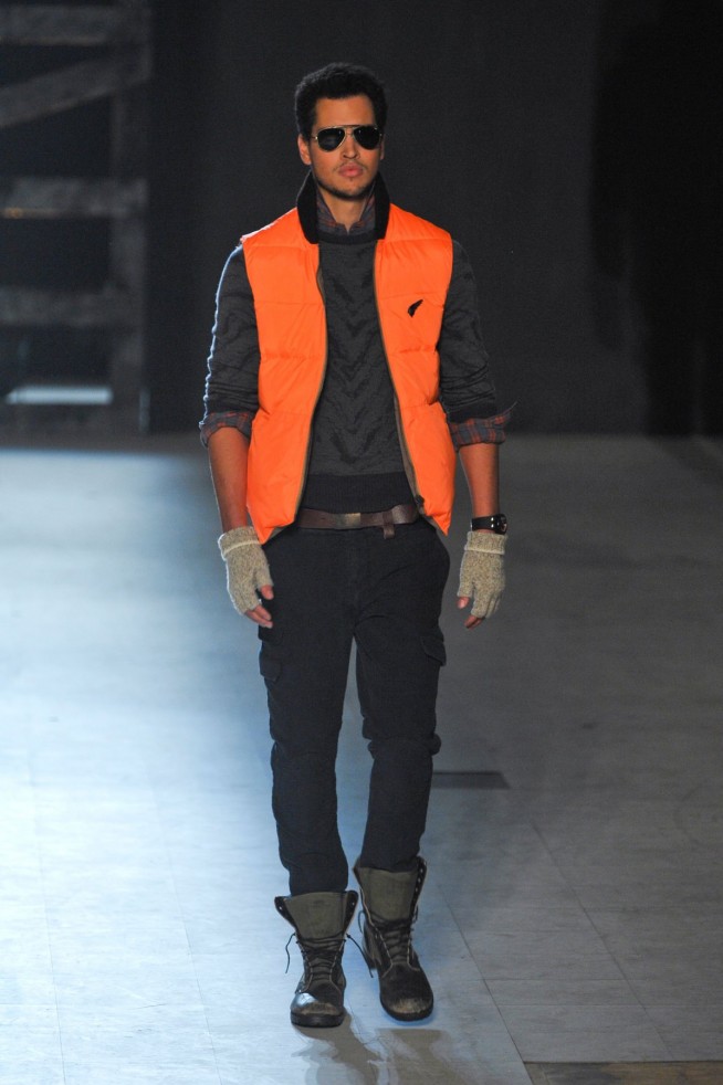 desfile-mbastian-ny-inv2014-27
