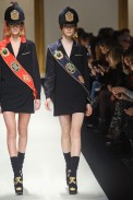 desfile-moschino-inv2014-04