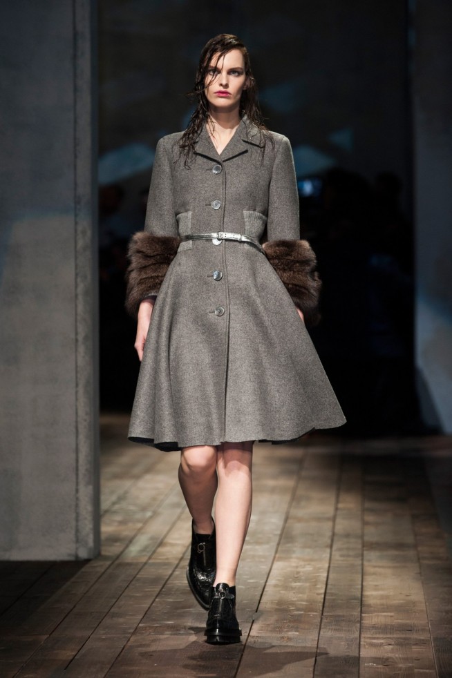 desfile-prada-inverno2014-04