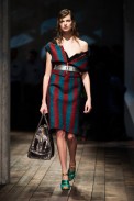 desfile-prada-inverno2014-11