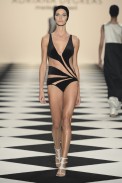 desfile-adrianadegreas-spfw-verao2014-005