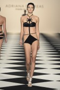 desfile-adrianadegreas-spfw-verao2014-008