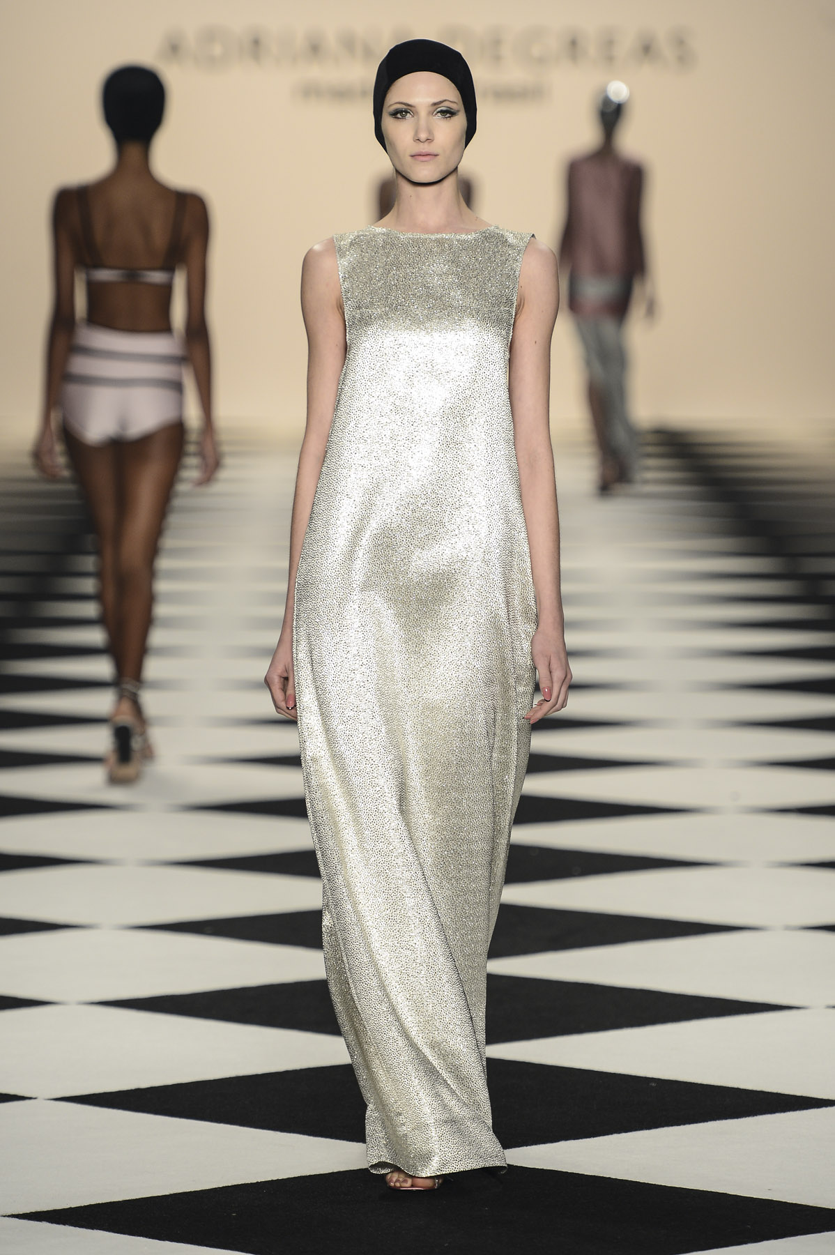 desfile-adrianadegreas-spfw-verao2014-020