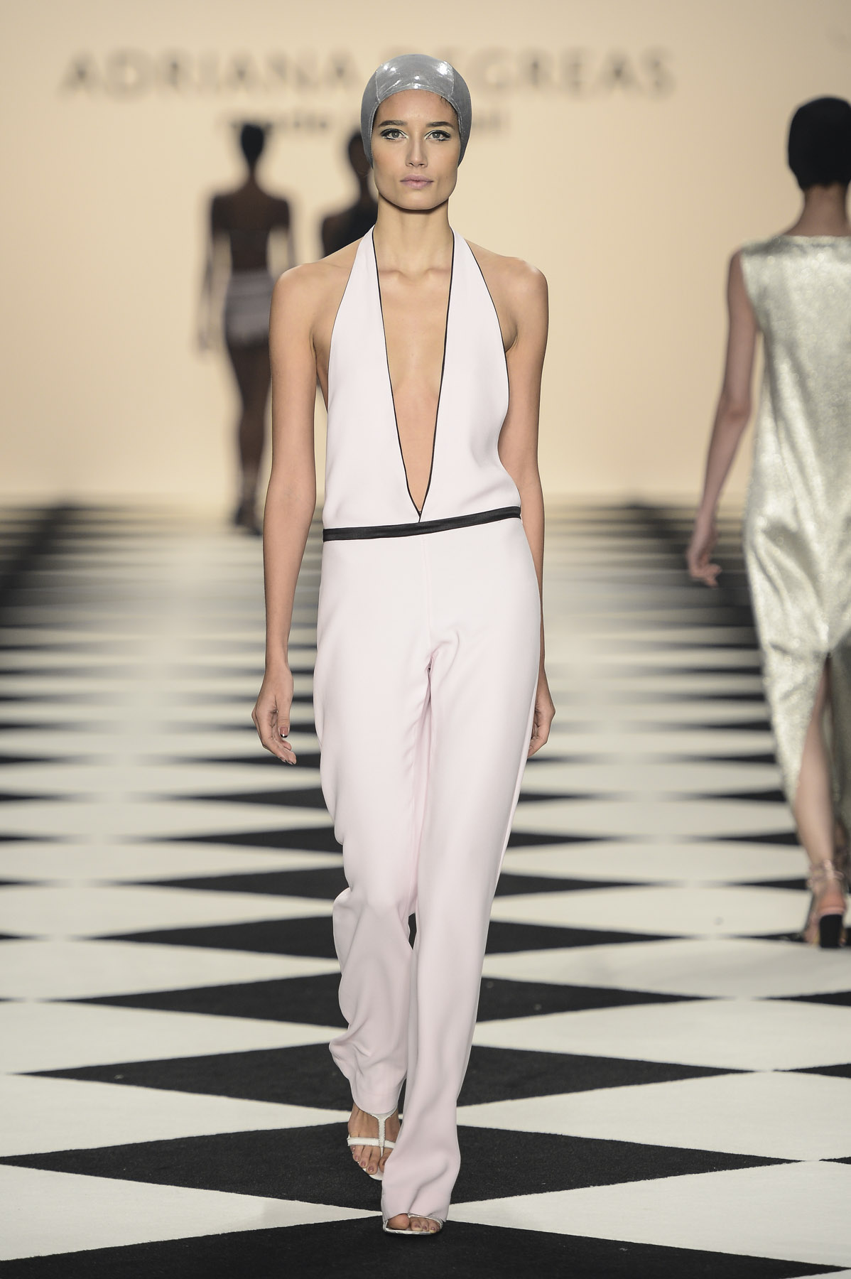 desfile-adrianadegreas-spfw-verao2014-021
