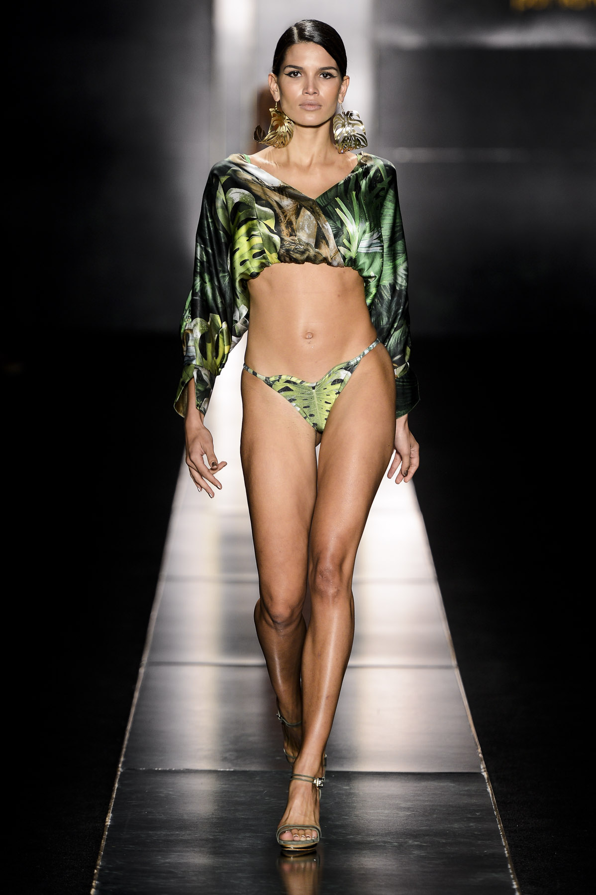 desfile-aguadecoco-spfw-verao2014-008