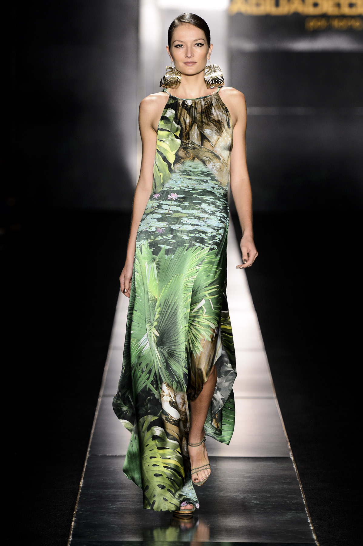 desfile-aguadecoco-spfw-verao2014-010