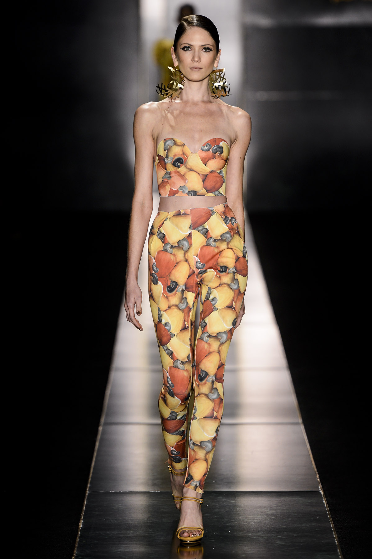 desfile-aguadecoco-spfw-verao2014-026