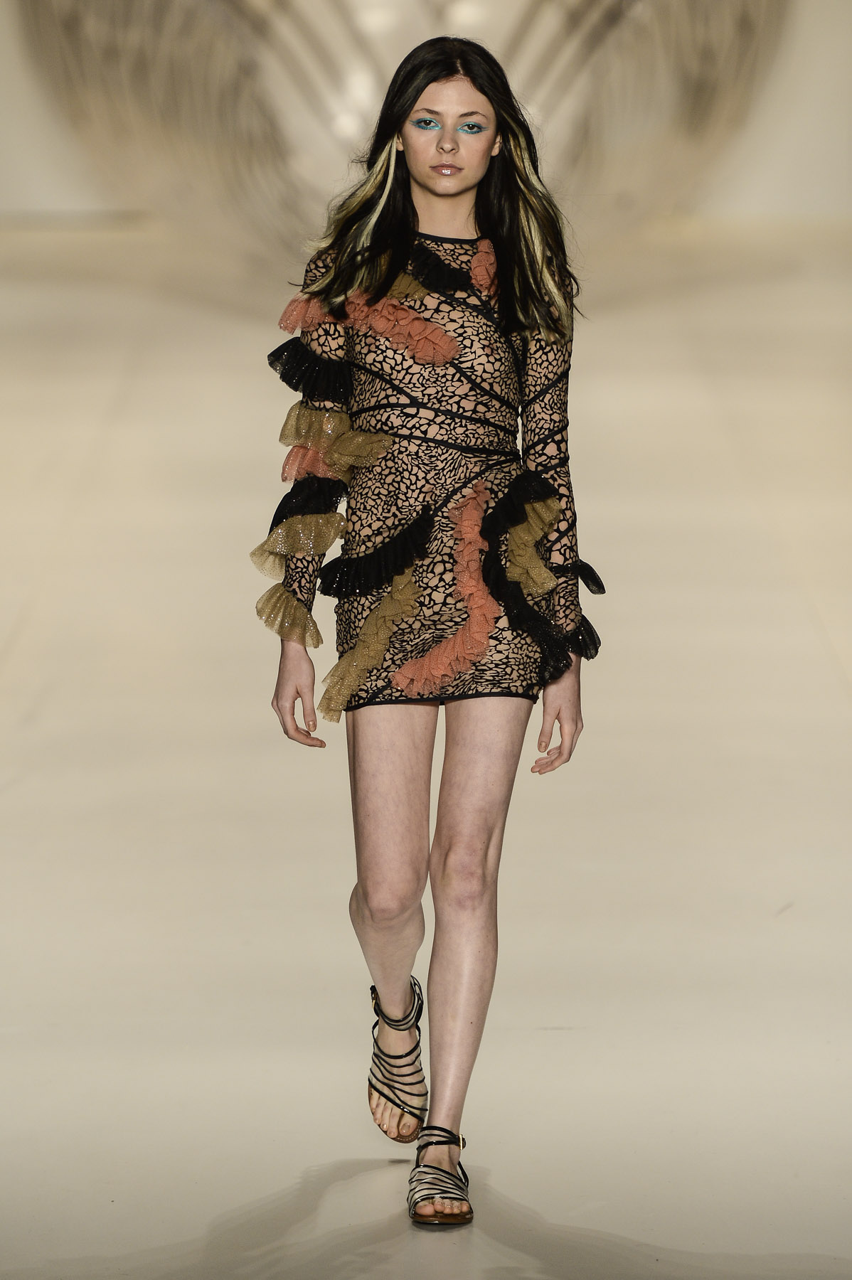 desfile-amapo-spfw-verao2014-001