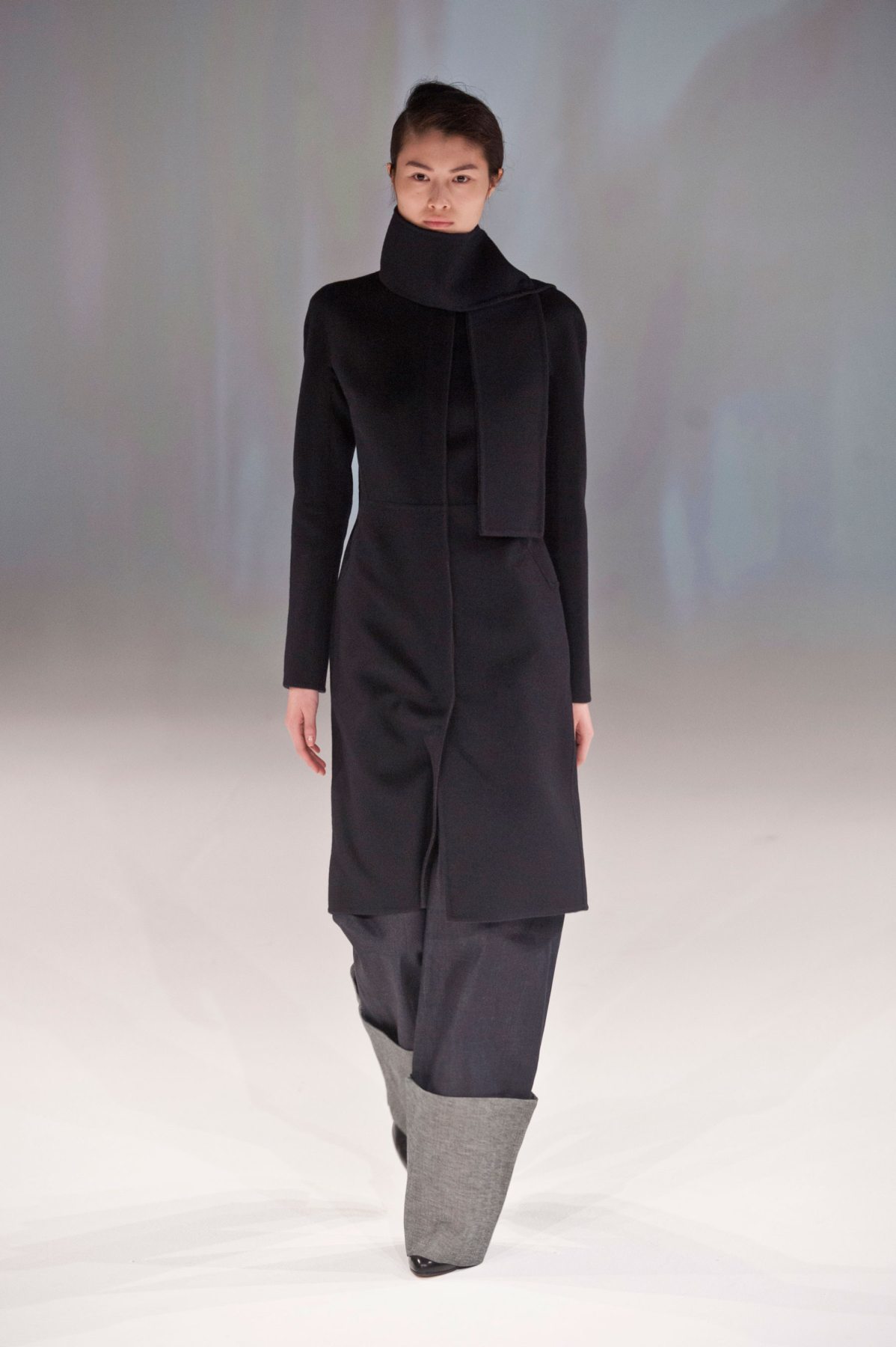 desfile-chalayan-inv2014-01
