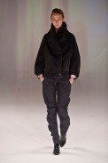 desfile-chalayan-inv2014-12