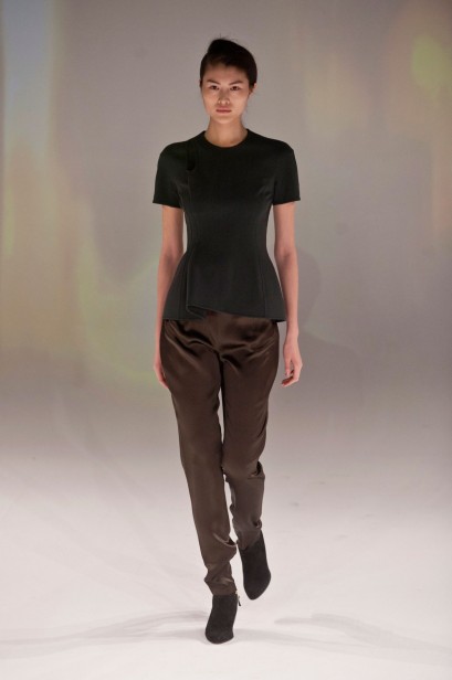 desfile-chalayan-inv2014-22