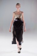 desfile-chalayan-inv2014-28
