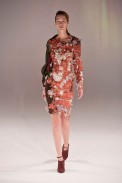 desfile-chalayan-inv2014-41