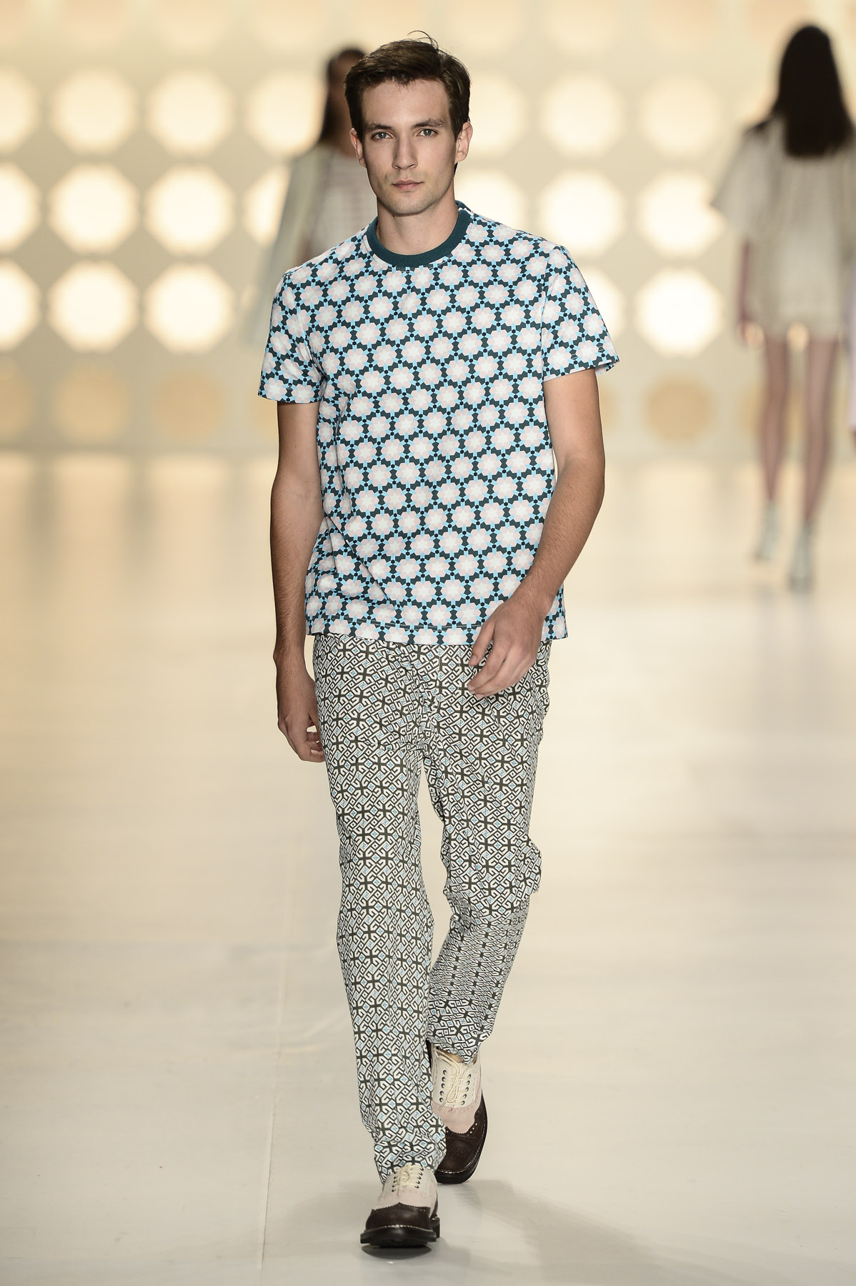 desfile-colcci-spfw-verao2014-015