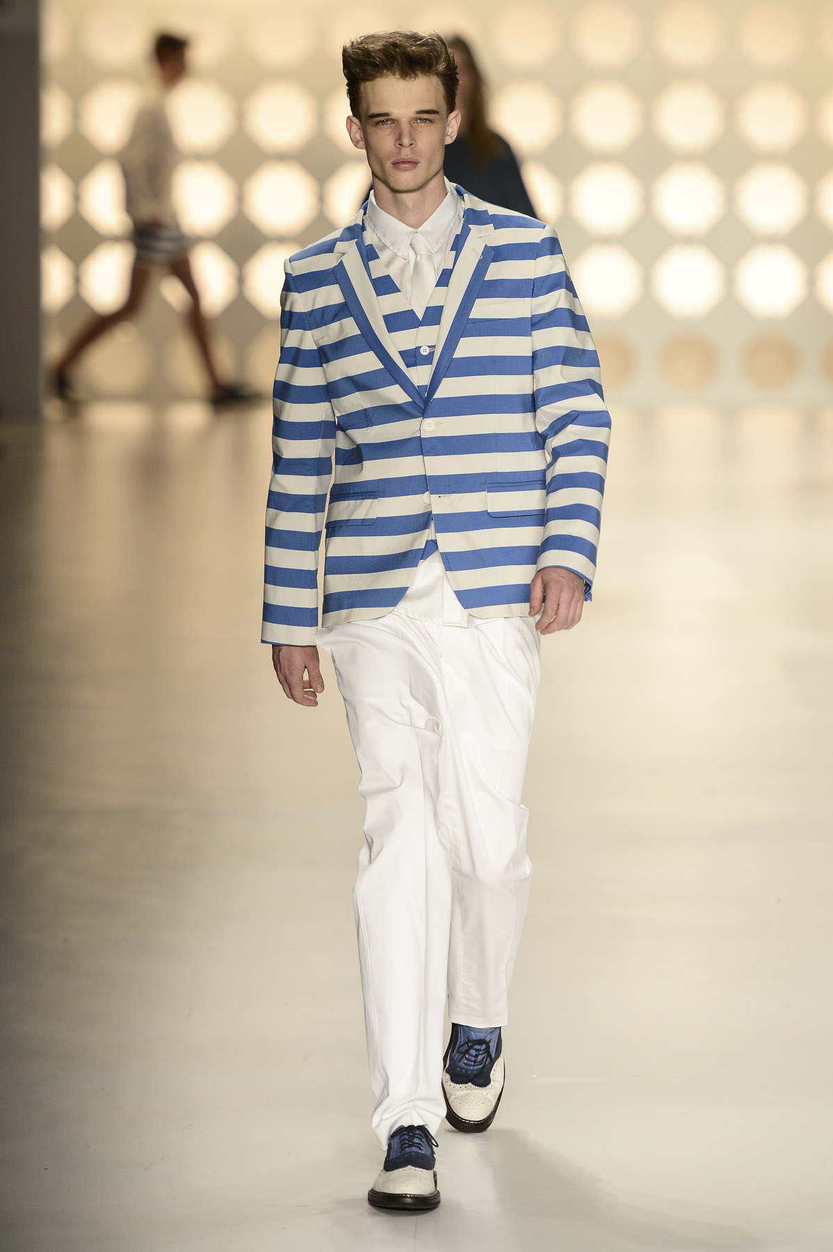 desfile-colcci-spfw-verao2014-033