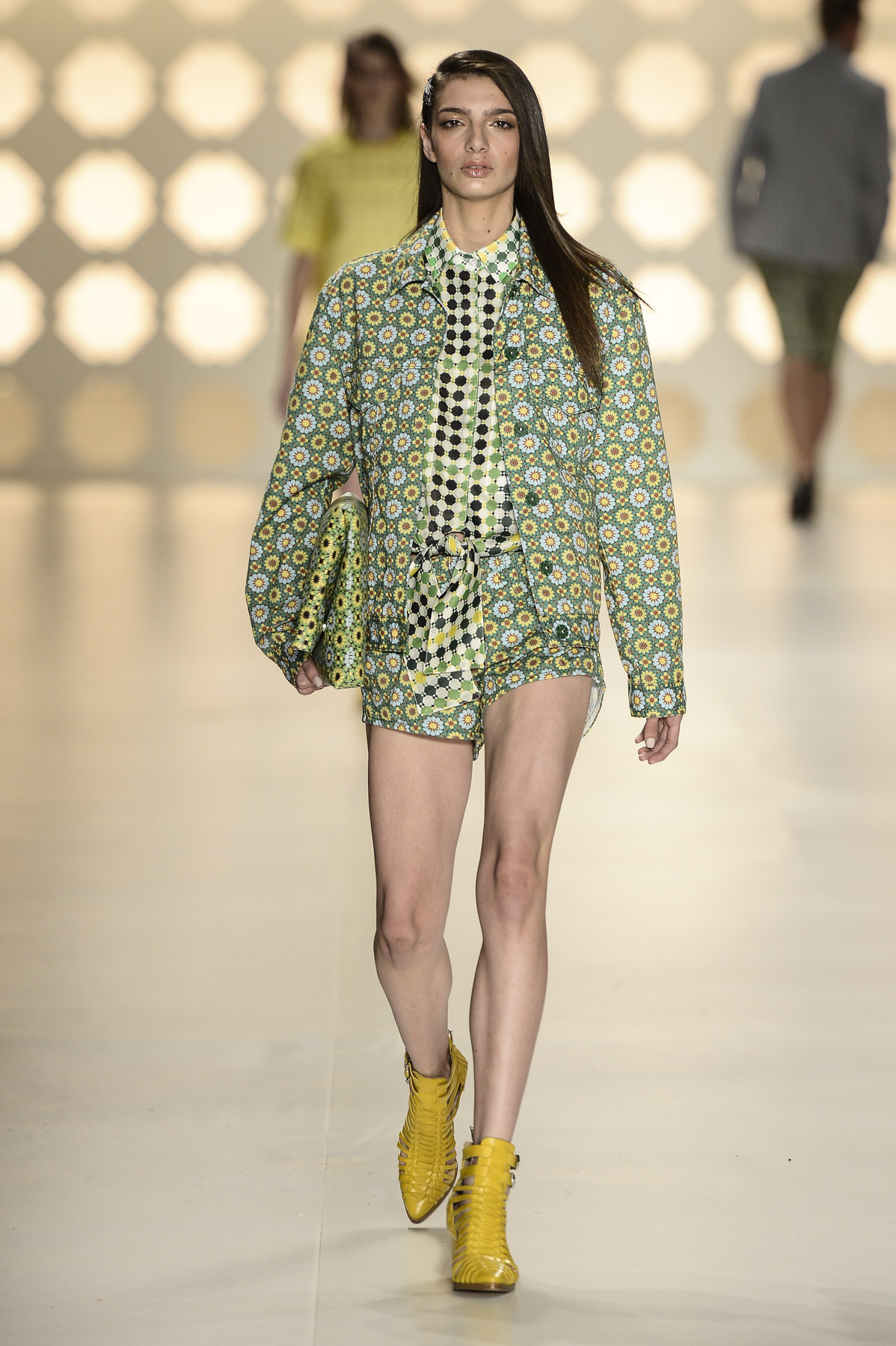 desfile-colcci-spfw-verao2014-042