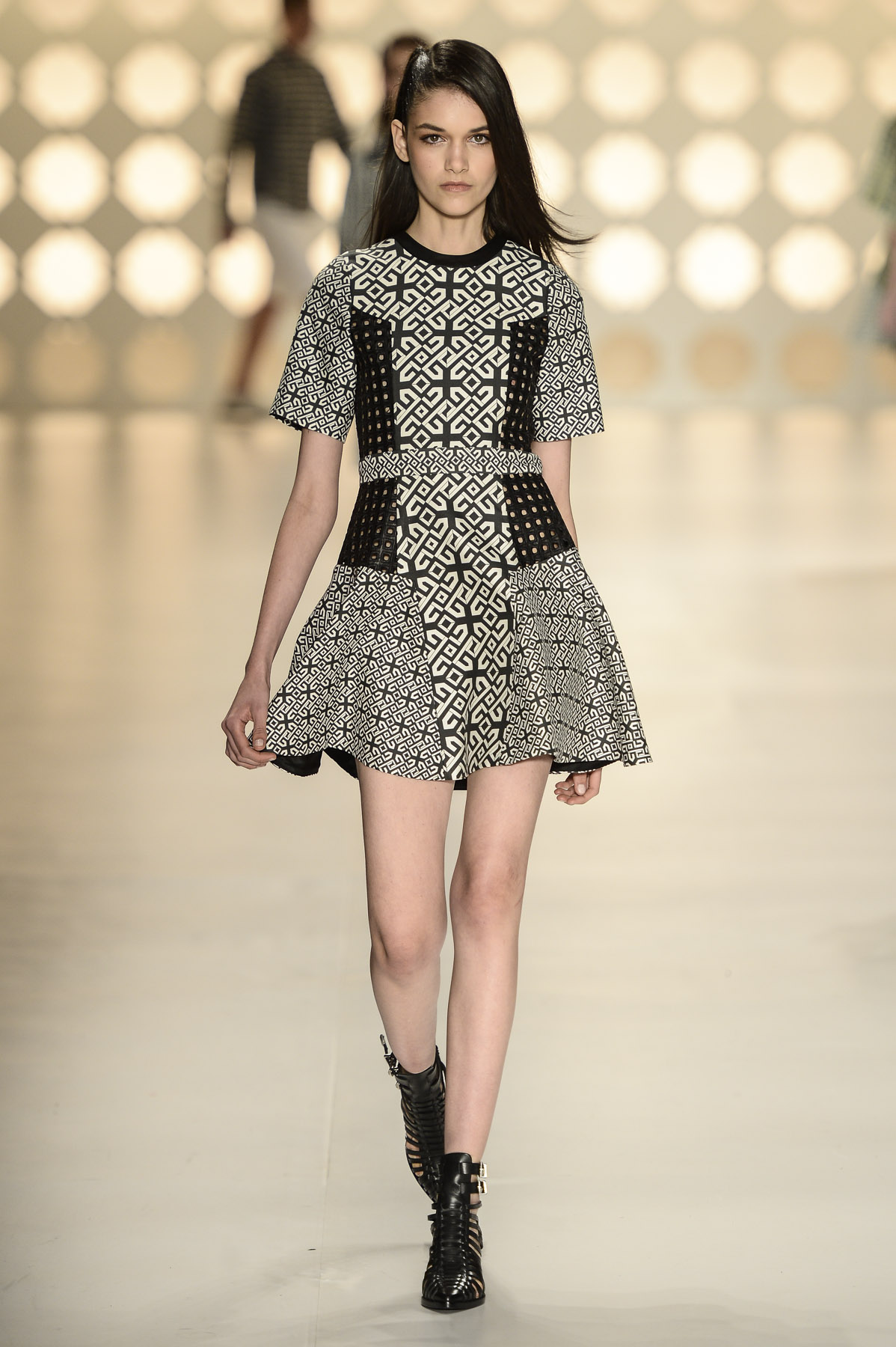 desfile-colcci-spfw-verao2014-060