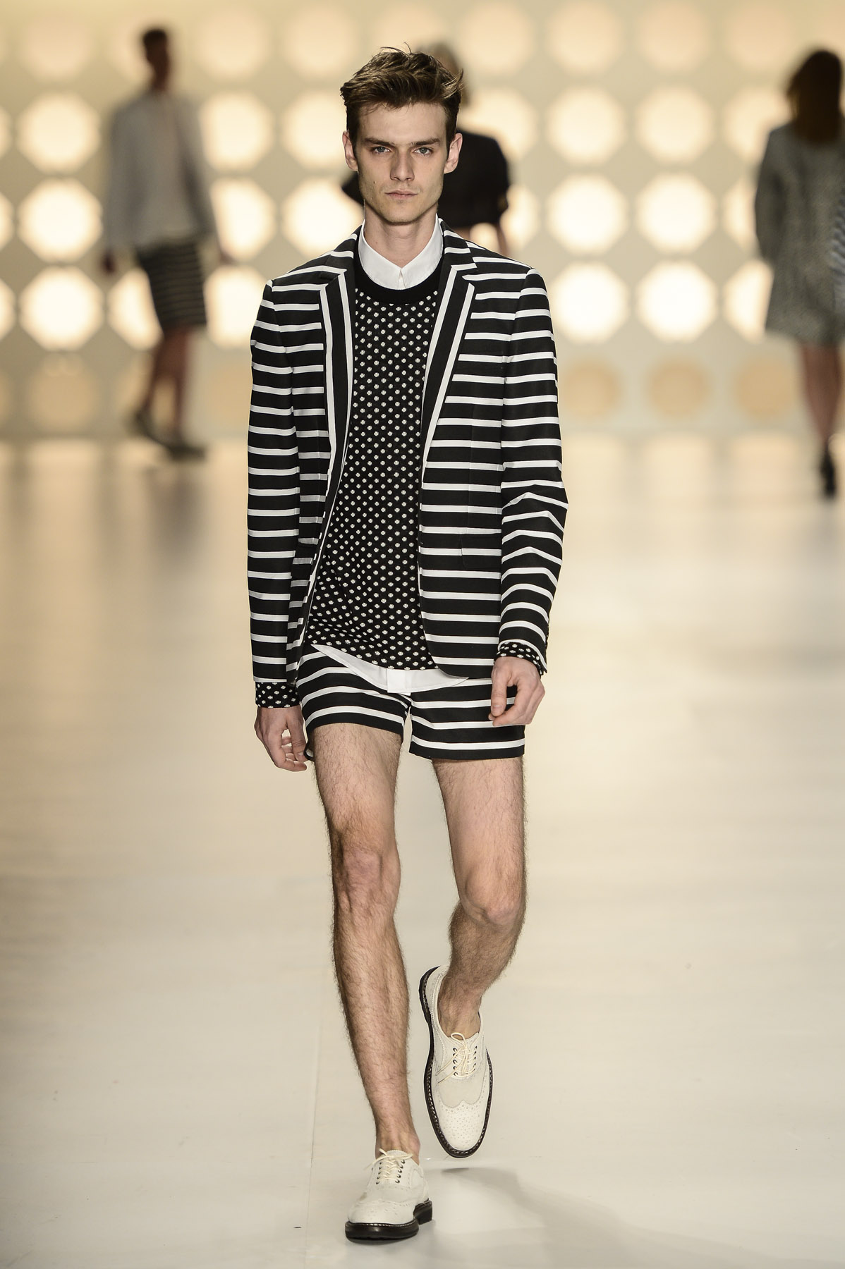 desfile-colcci-spfw-verao2014-064