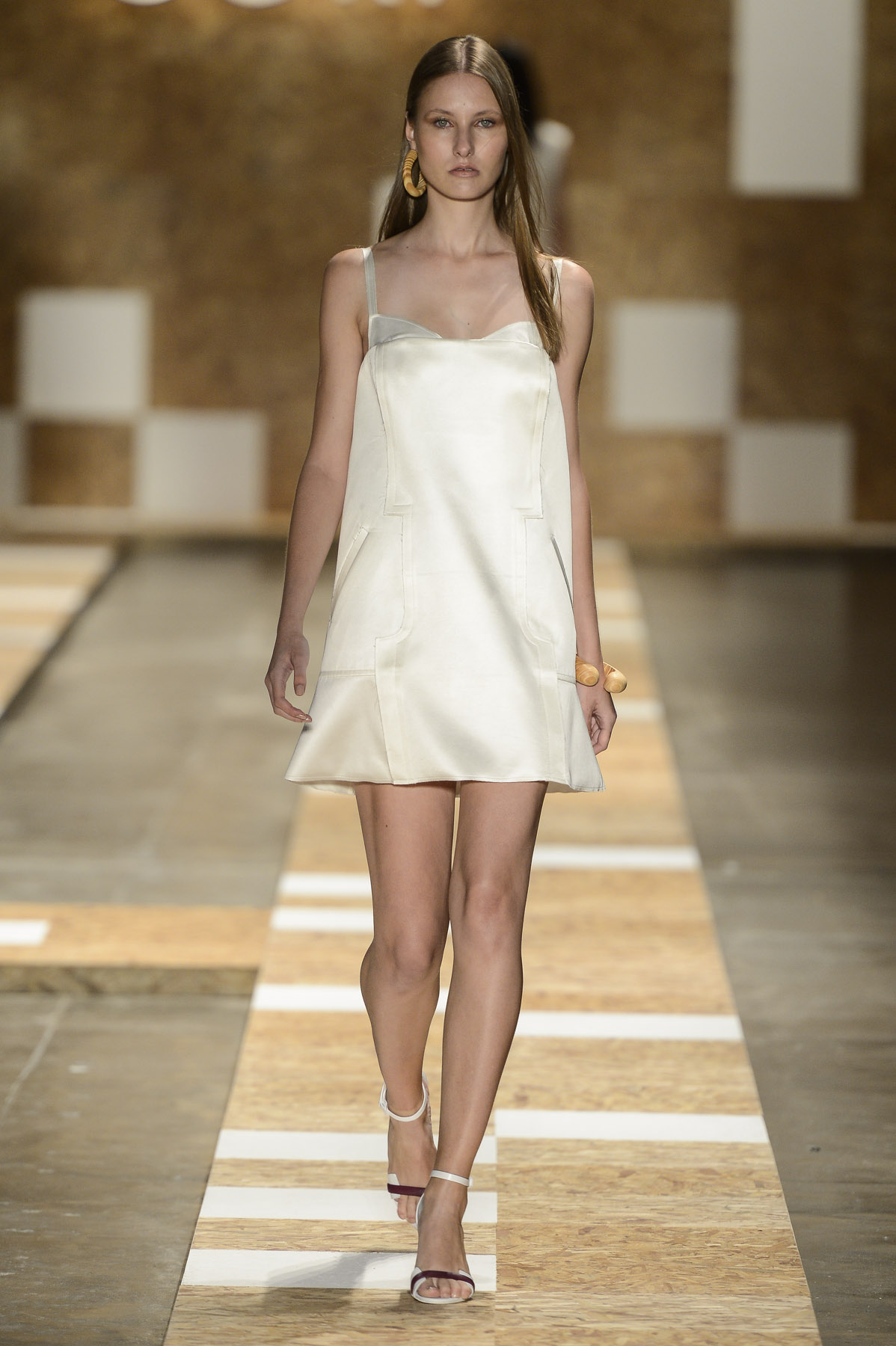 desfile-cori-spfw-verao2014-023