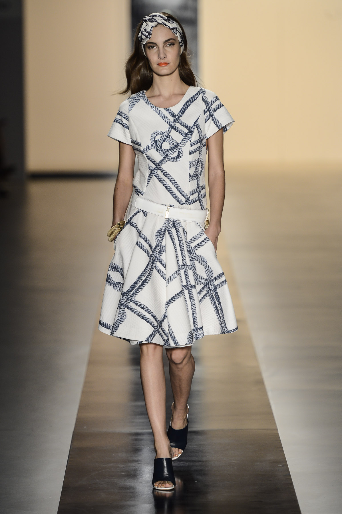 desfile-forum-spfw-verao2014-017