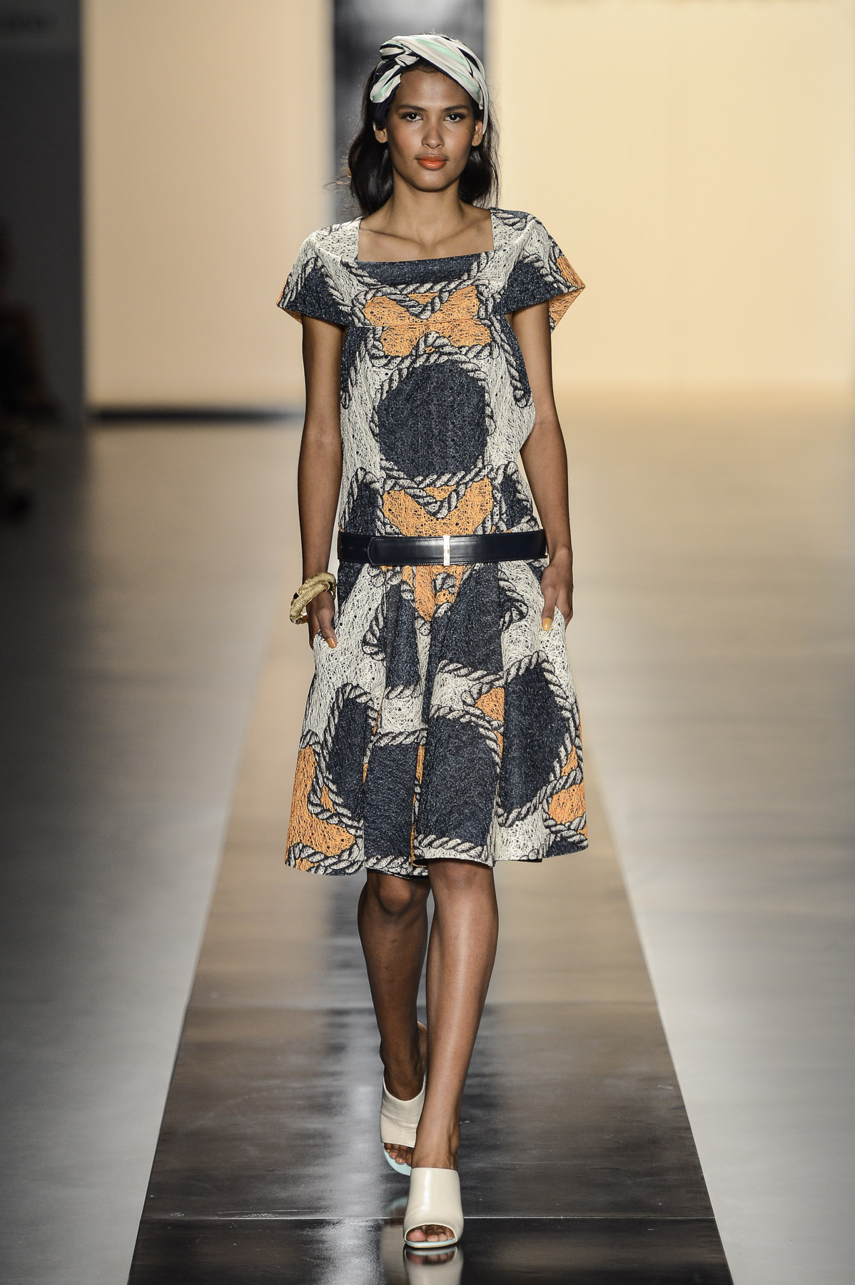 desfile-forum-spfw-verao2014-043