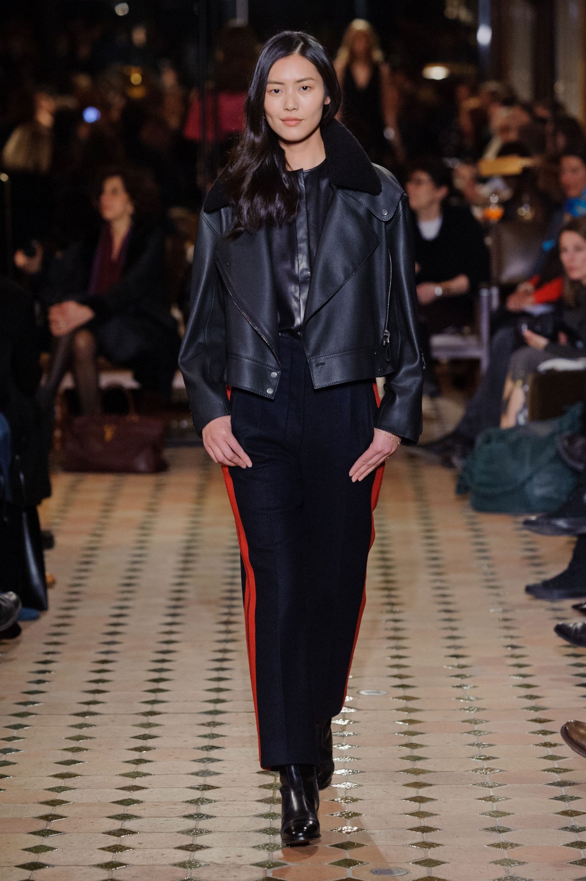desfile-hermes-inverno2014-24