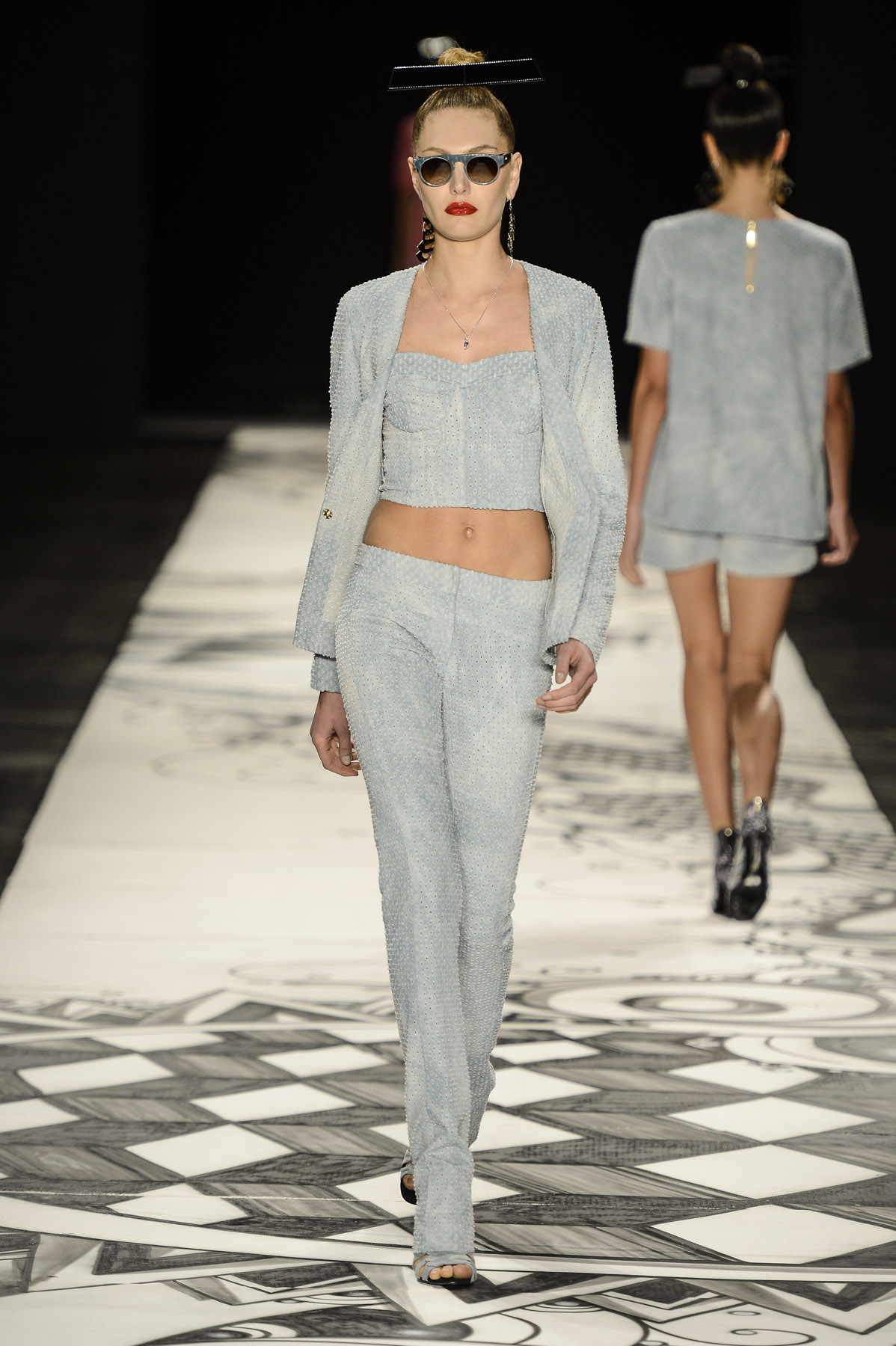 desfile-julianajabour-spfw-verao2014-002