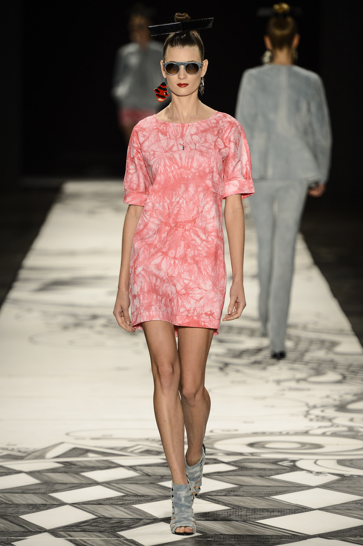 desfile-julianajabour-spfw-verao2014-003