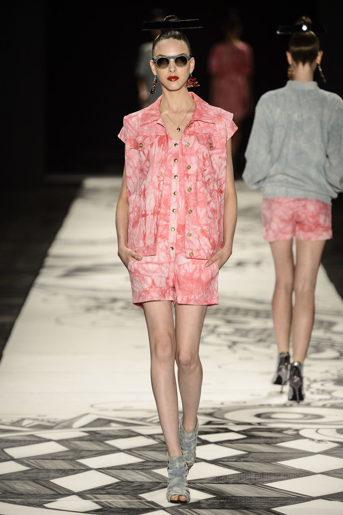 desfile-julianajabour-spfw-verao2014-005