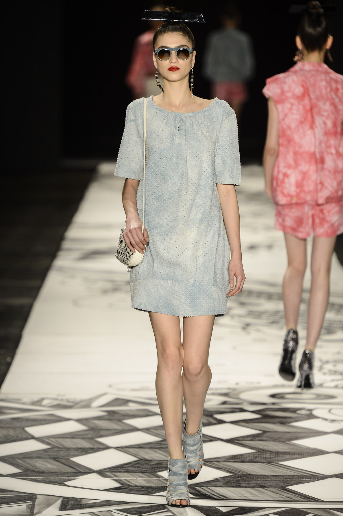 desfile-julianajabour-spfw-verao2014-006