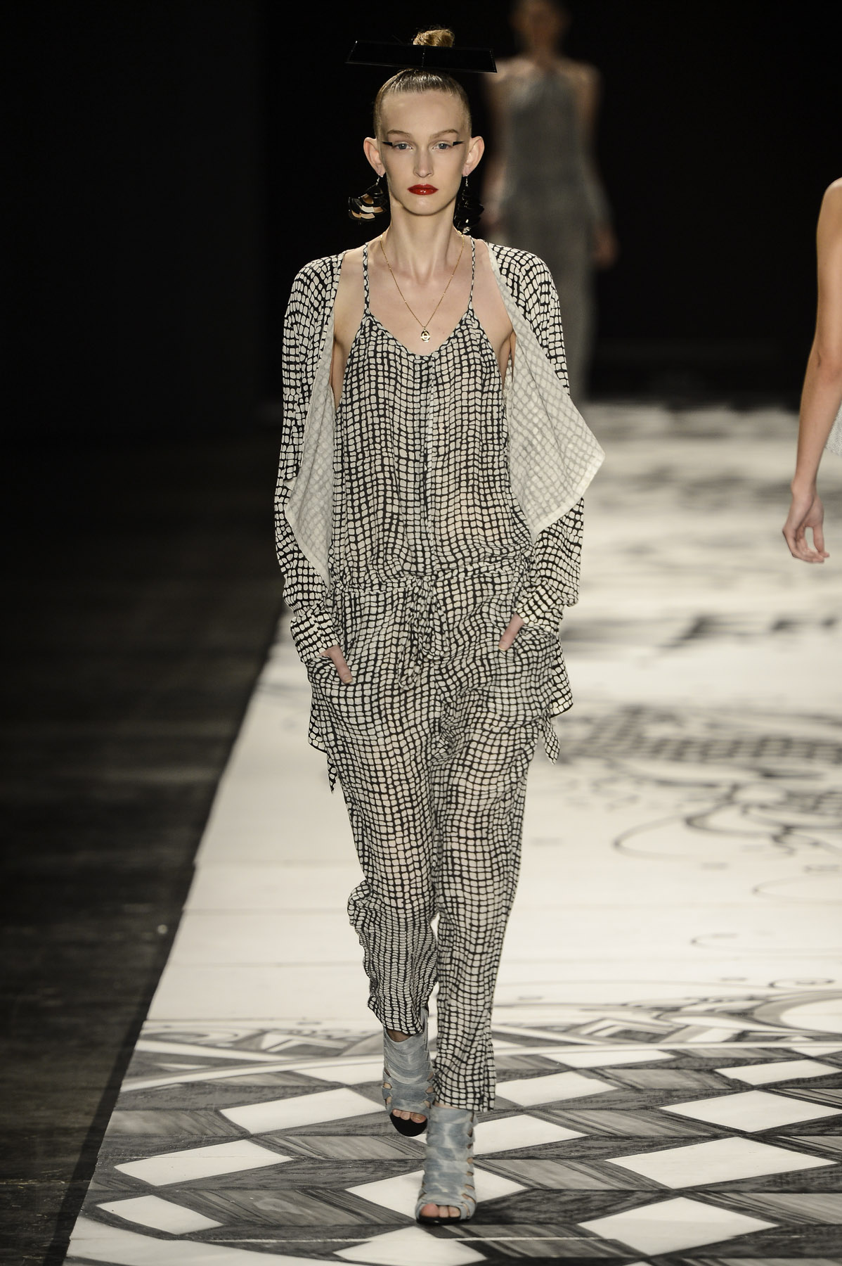 desfile-julianajabour-spfw-verao2014-020