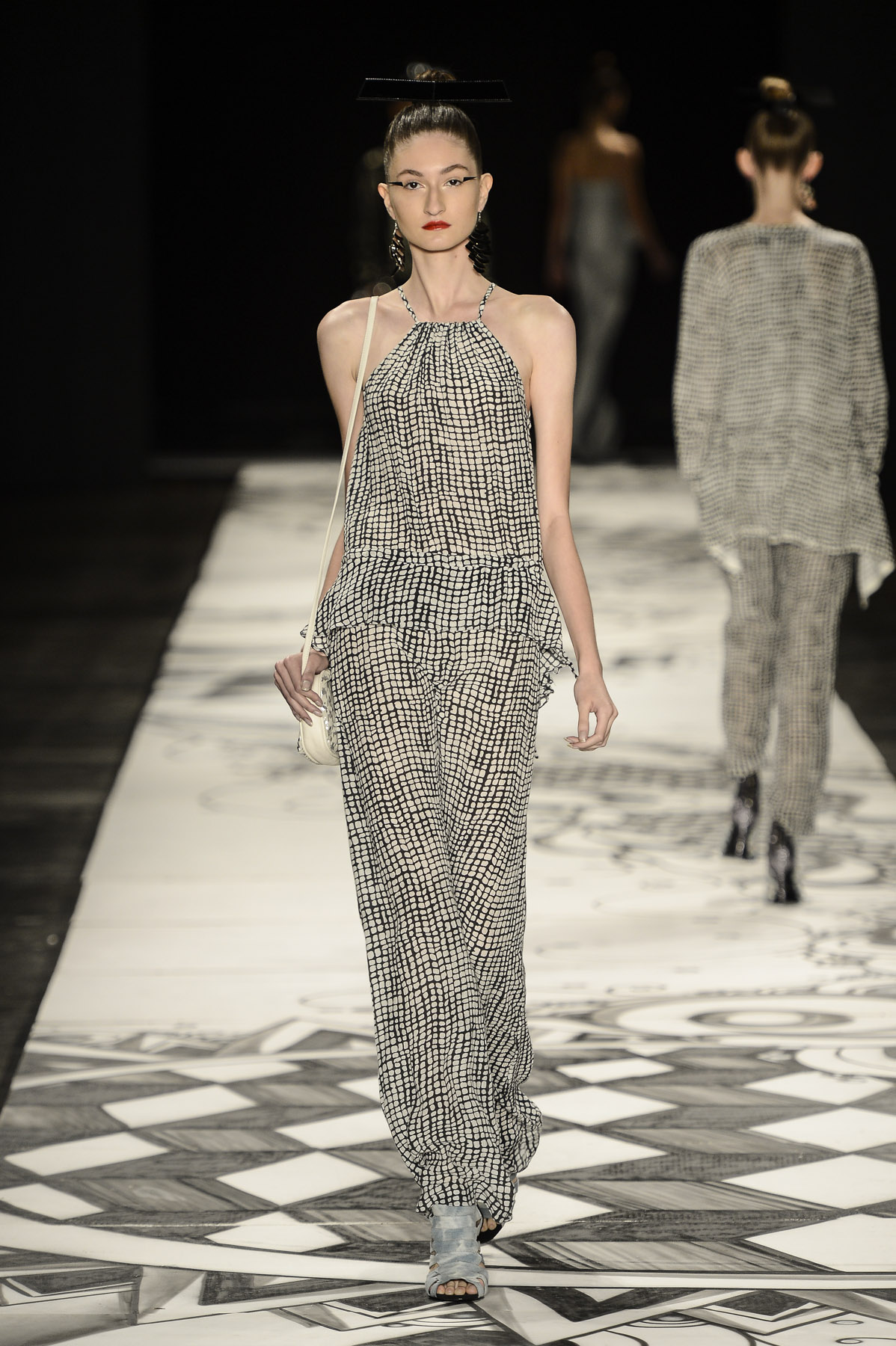 desfile-julianajabour-spfw-verao2014-021