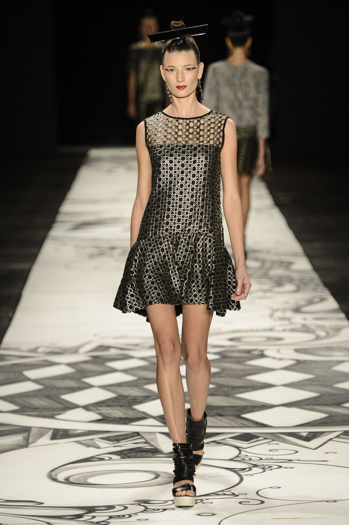 desfile-julianajabour-spfw-verao2014-024