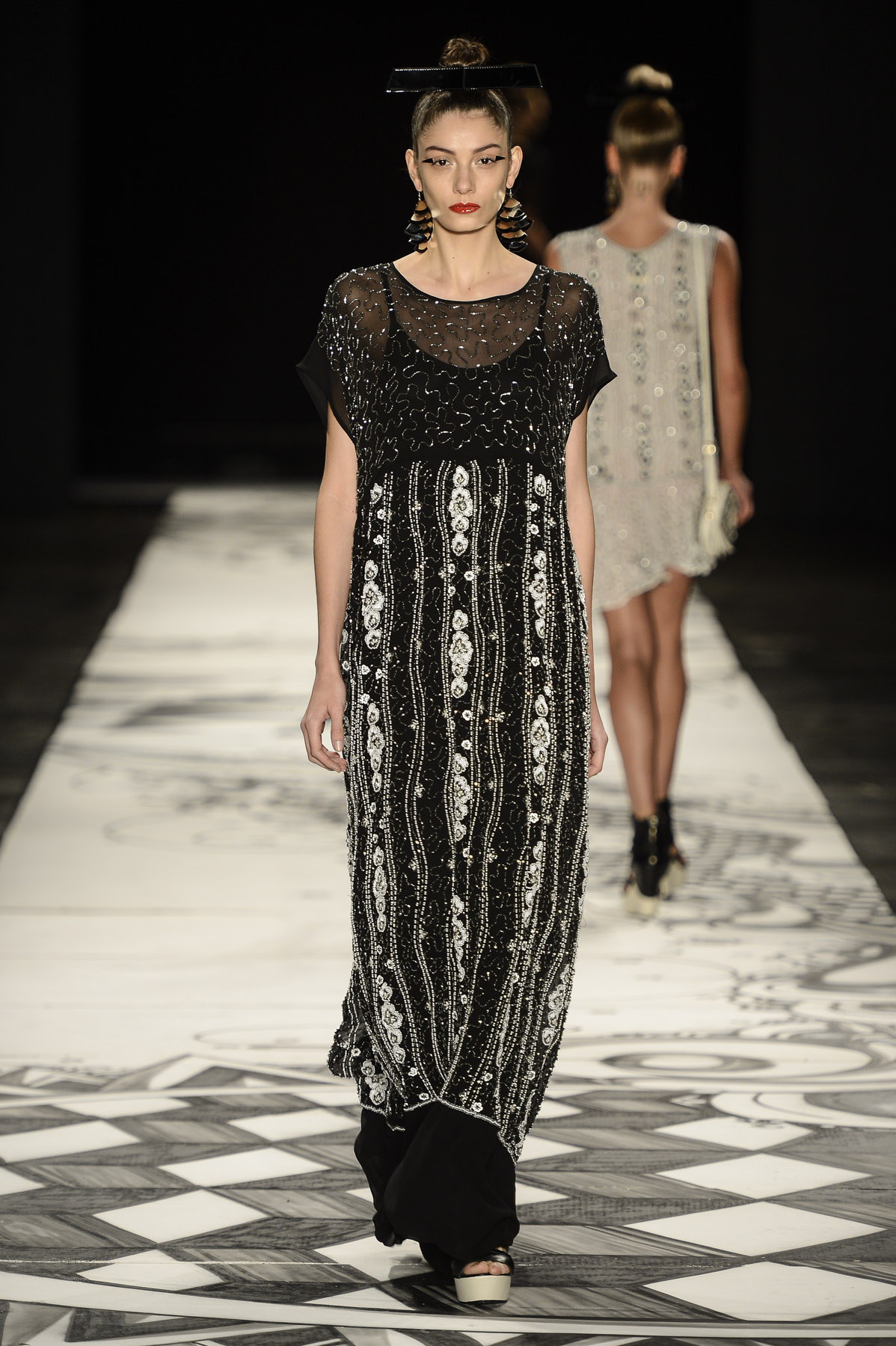 desfile-julianajabour-spfw-verao2014-031