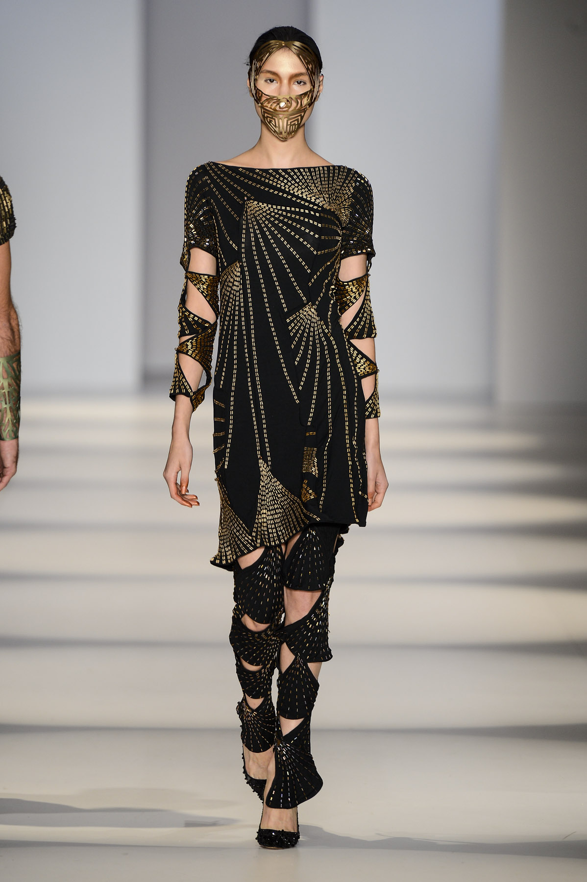 desfile-linovillaventura-spfw-verao2014-007