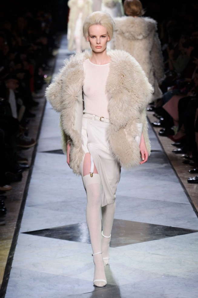 desfile-loewe-paris-inv2014-43