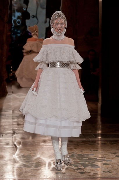 desfile-mcqueen-inverno2014-02