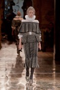desfile-mcqueen-inverno2014-04