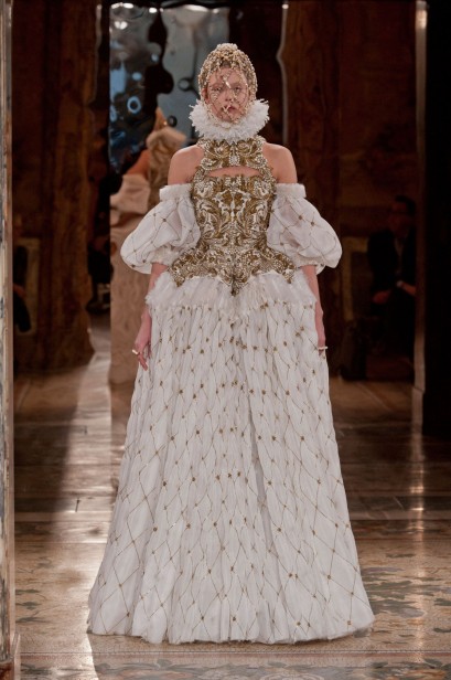 desfile-mcqueen-inverno2014-08