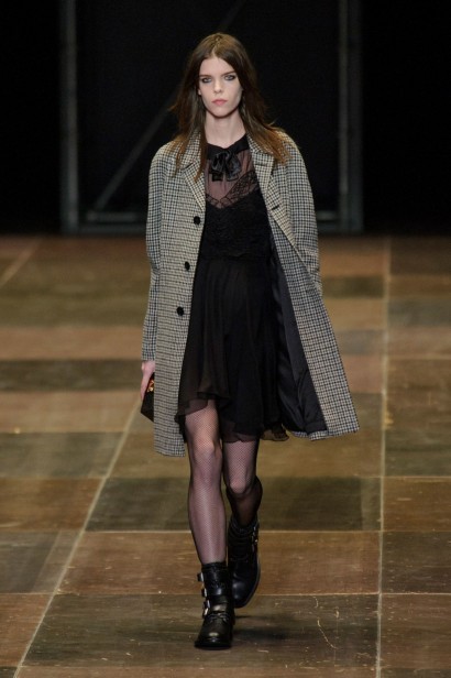 desfile-saint-laurent-inverno2014-09
