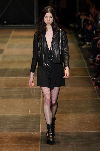 desfile-saint-laurent-inverno2014-15
