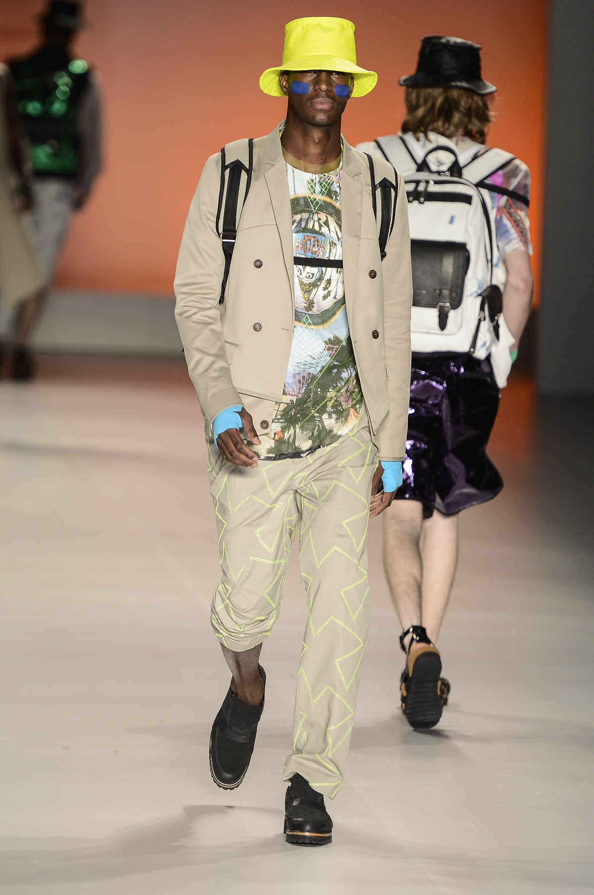 desfile-triton-spfw-verao2014-014