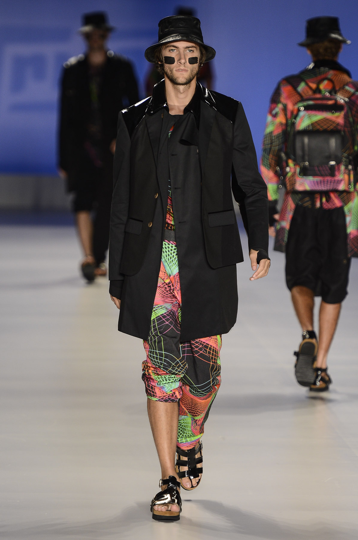 desfile-triton-spfw-verao2014-022