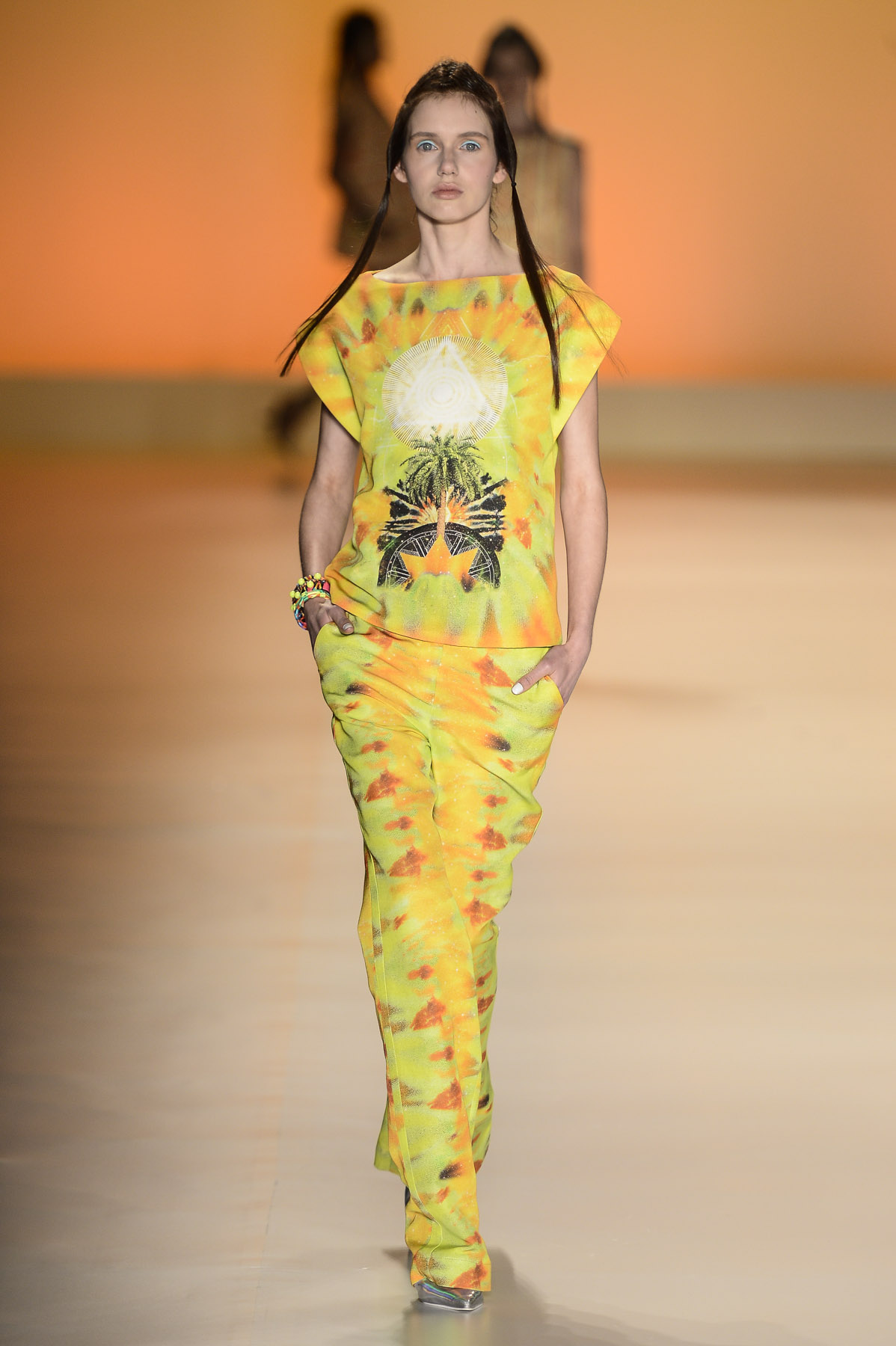 desfile-triton-spfw-verao2014-029