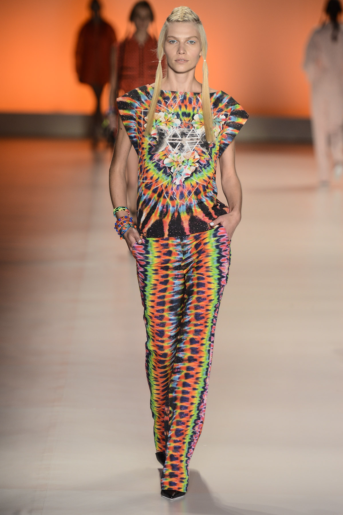 desfile-triton-spfw-verao2014-037